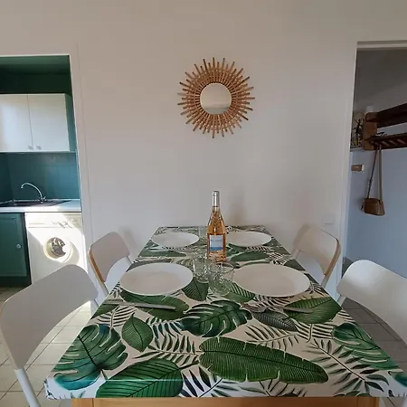 Les Sangliers By Interhome Апартаменти Сен-Рафаель