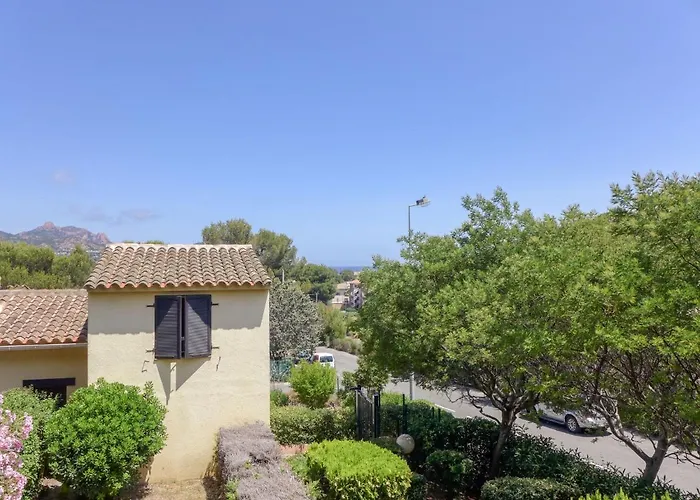 Apartamento Les Sangliers By Interhome Saint-Raphaël