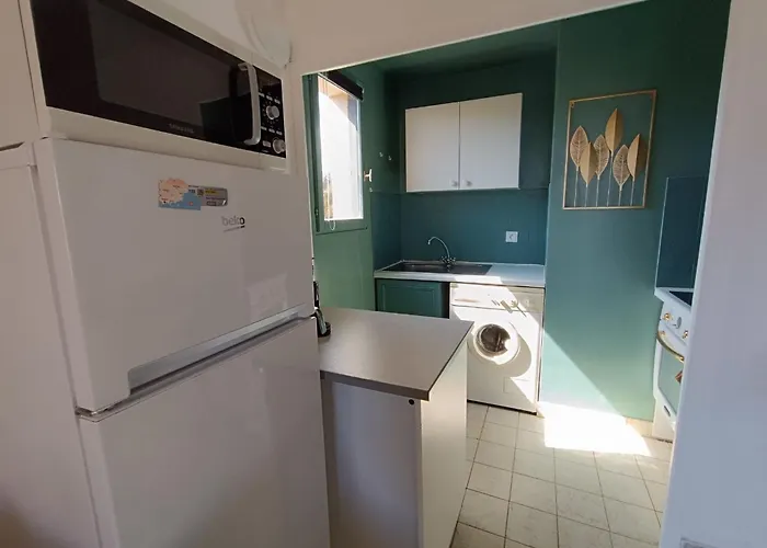 Les Sangliers By Interhome Apartamento Saint-Raphaël