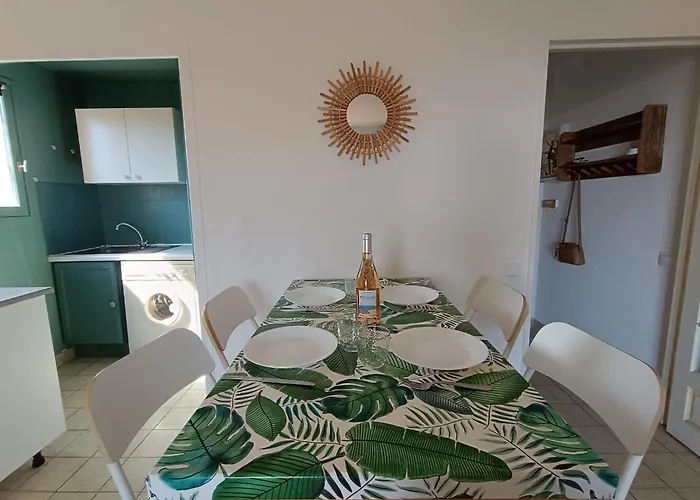 Les Sangliers By Interhome Apartamento Saint-Raphaël